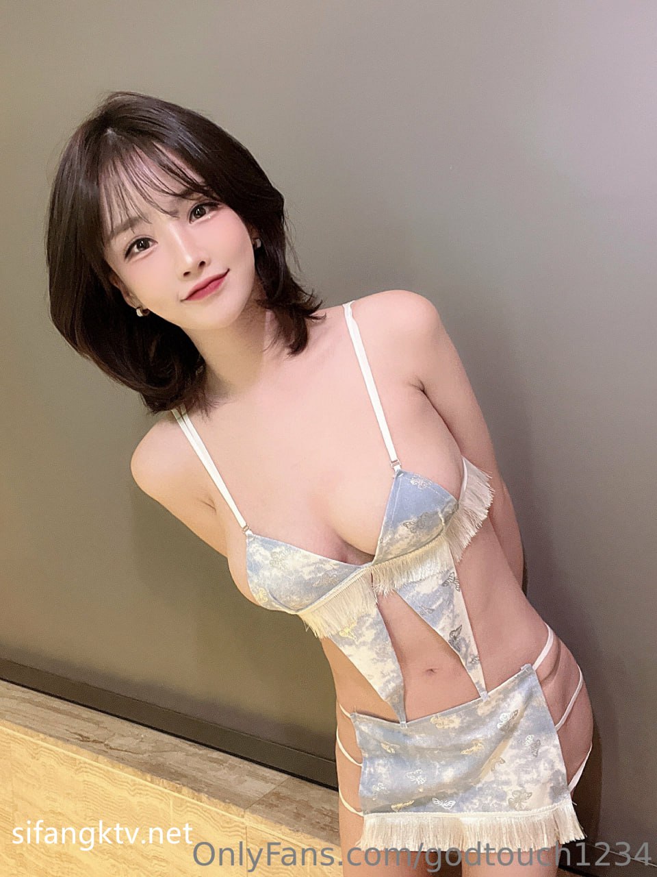 【2023-08-04】the best thrill having sex in toilet.m4v